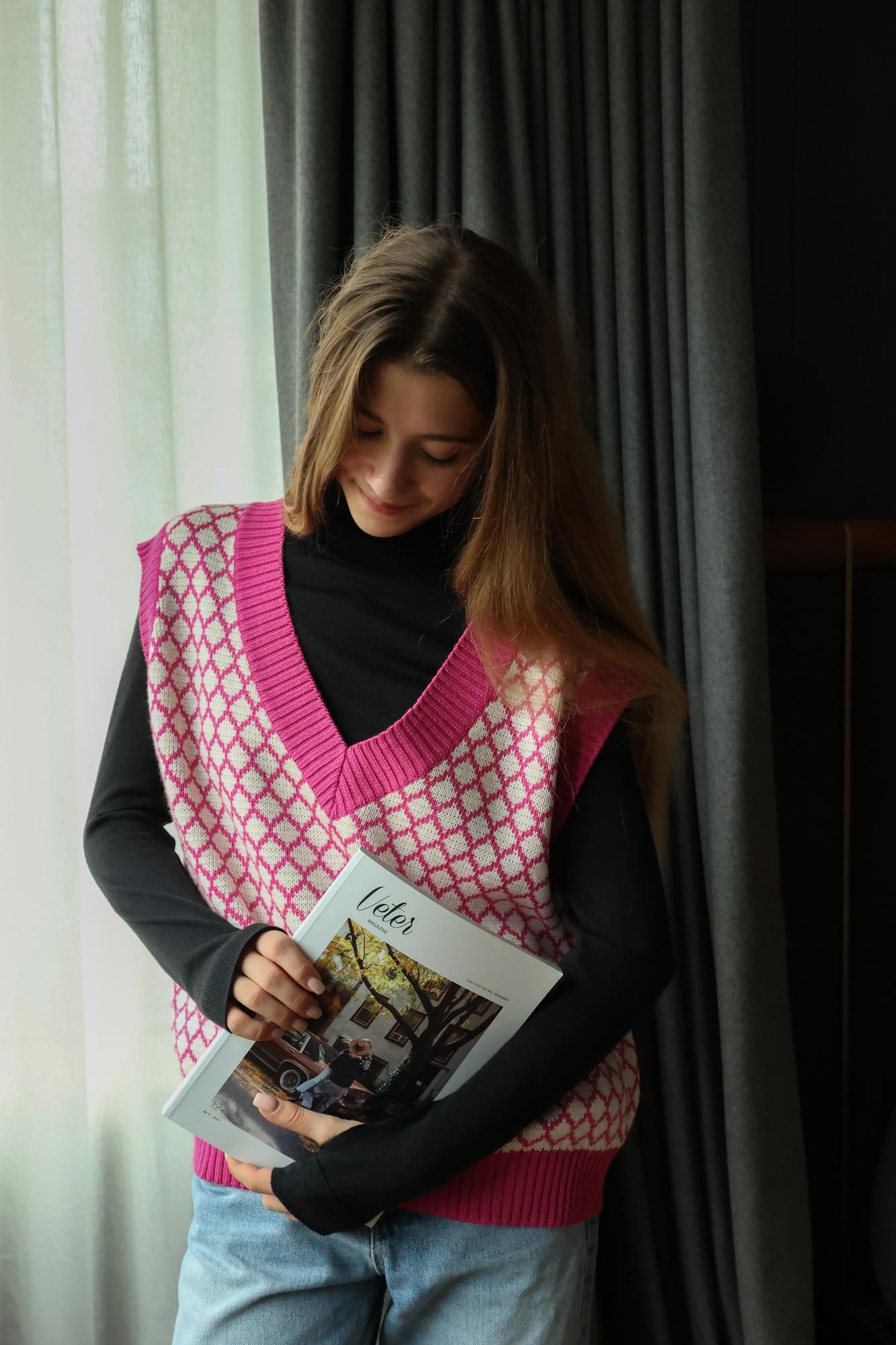 Безрукавка с рисунком ромб