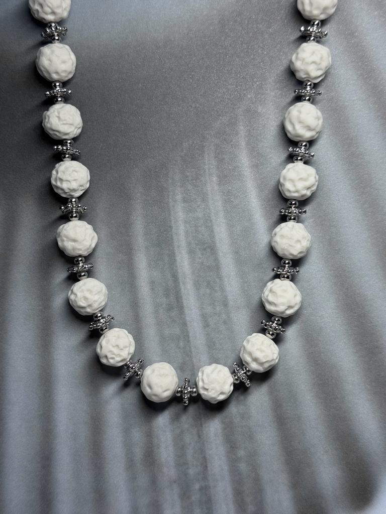 Колье 61
