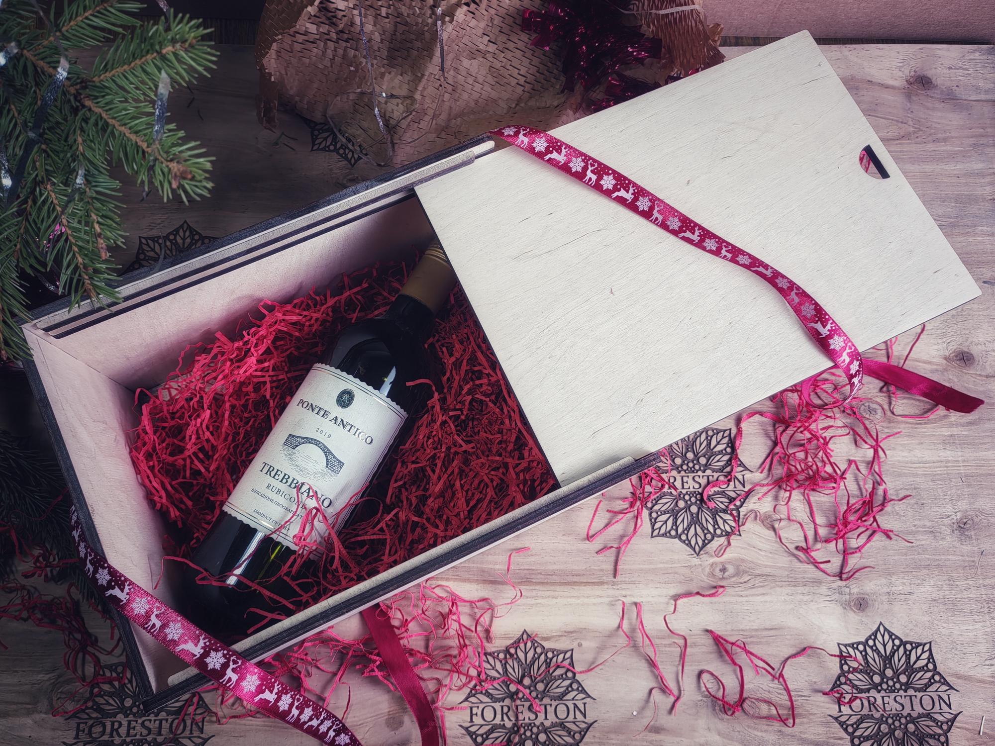 Новогодняя подарочная коробка пенал