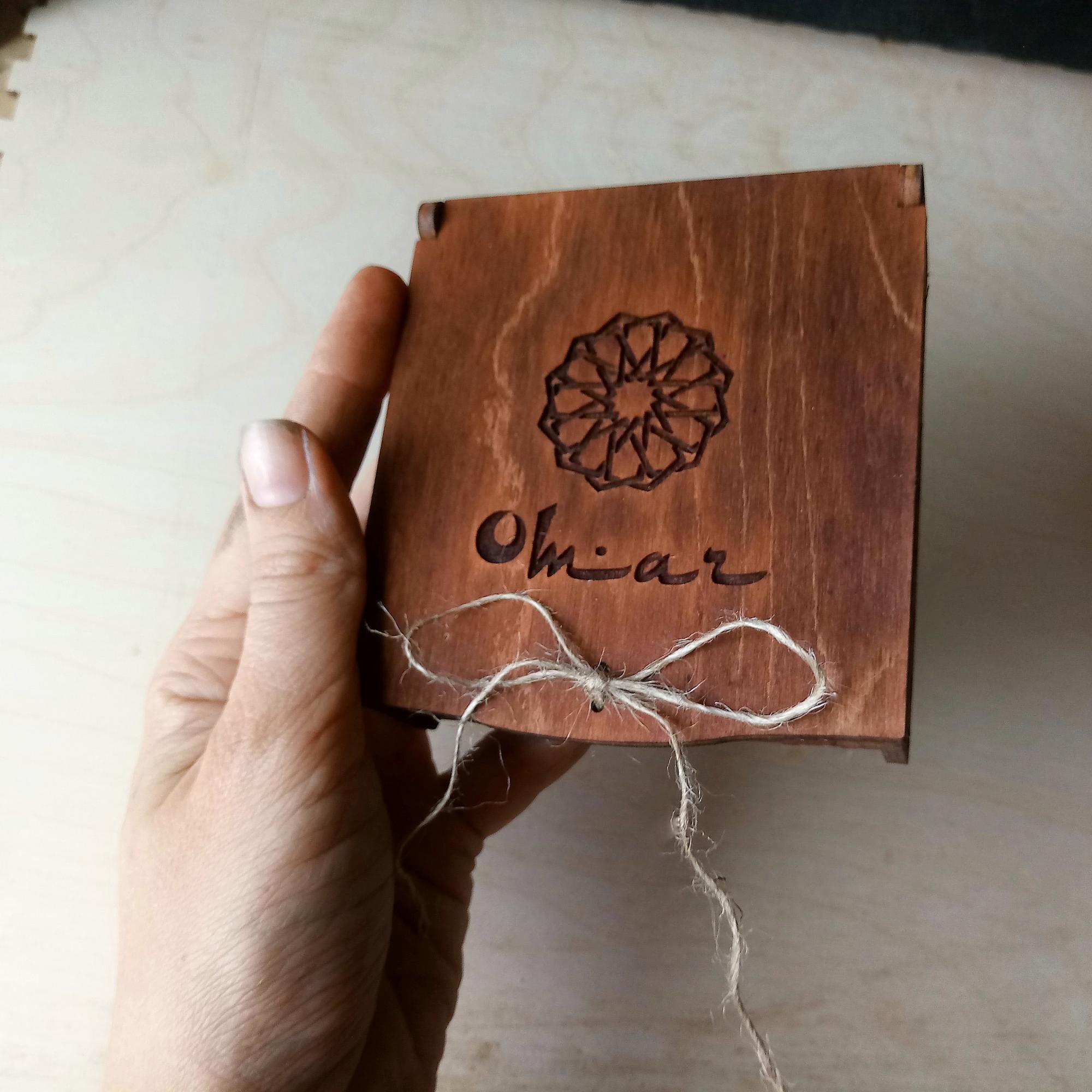 Деревянная коробка для браслета на заказ