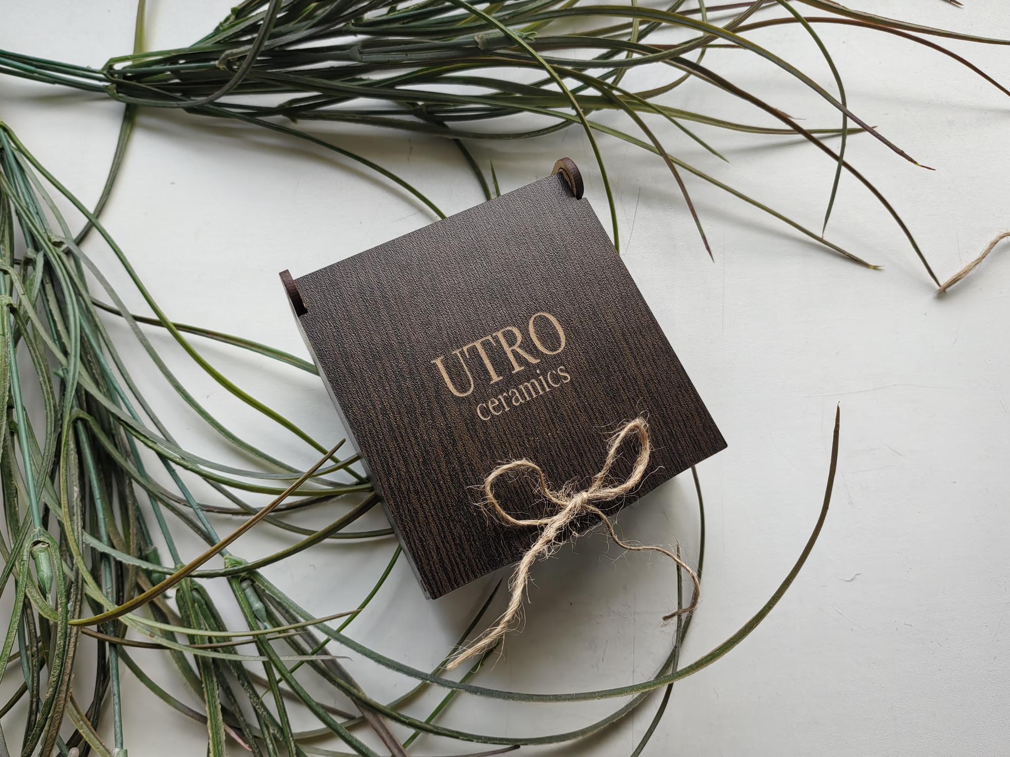 Коробка с откидной крышкой ЛХДФ