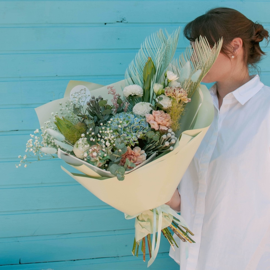 Букет голубой с гортензией