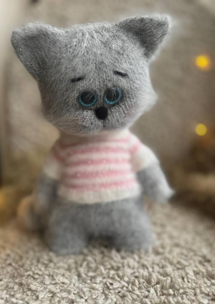 Кот "Оливер" ( чат поддержки + описание)