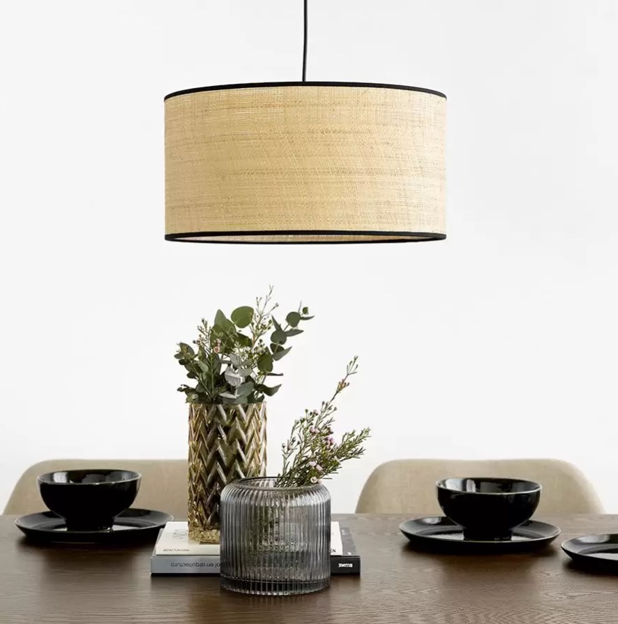 Светильник подвесной с абажуром из полотна рафии HL4024