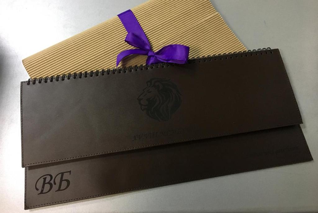 Планинг настольный из гладкой кожи