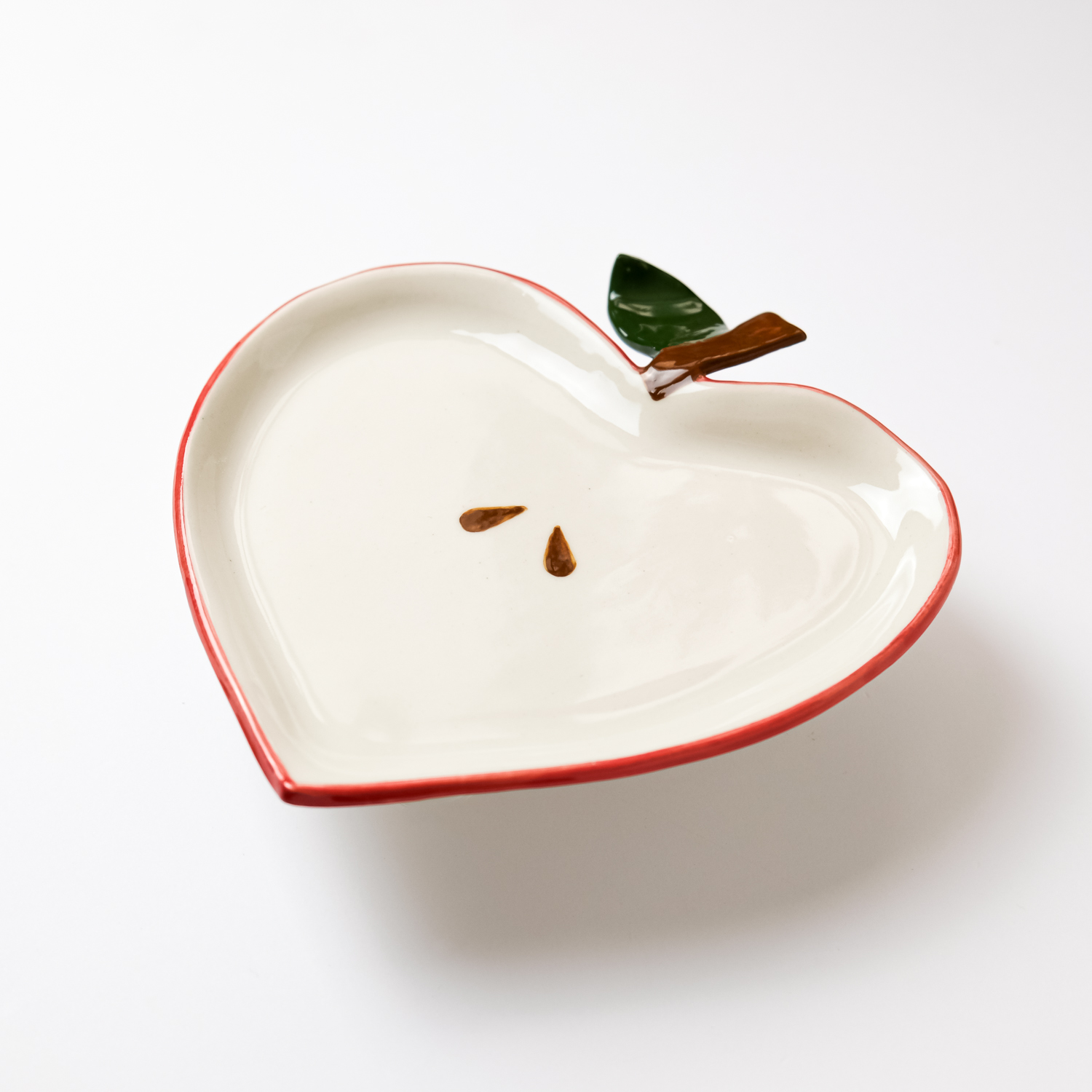 НАЛИВНОЕ ЯБЛОЧКО