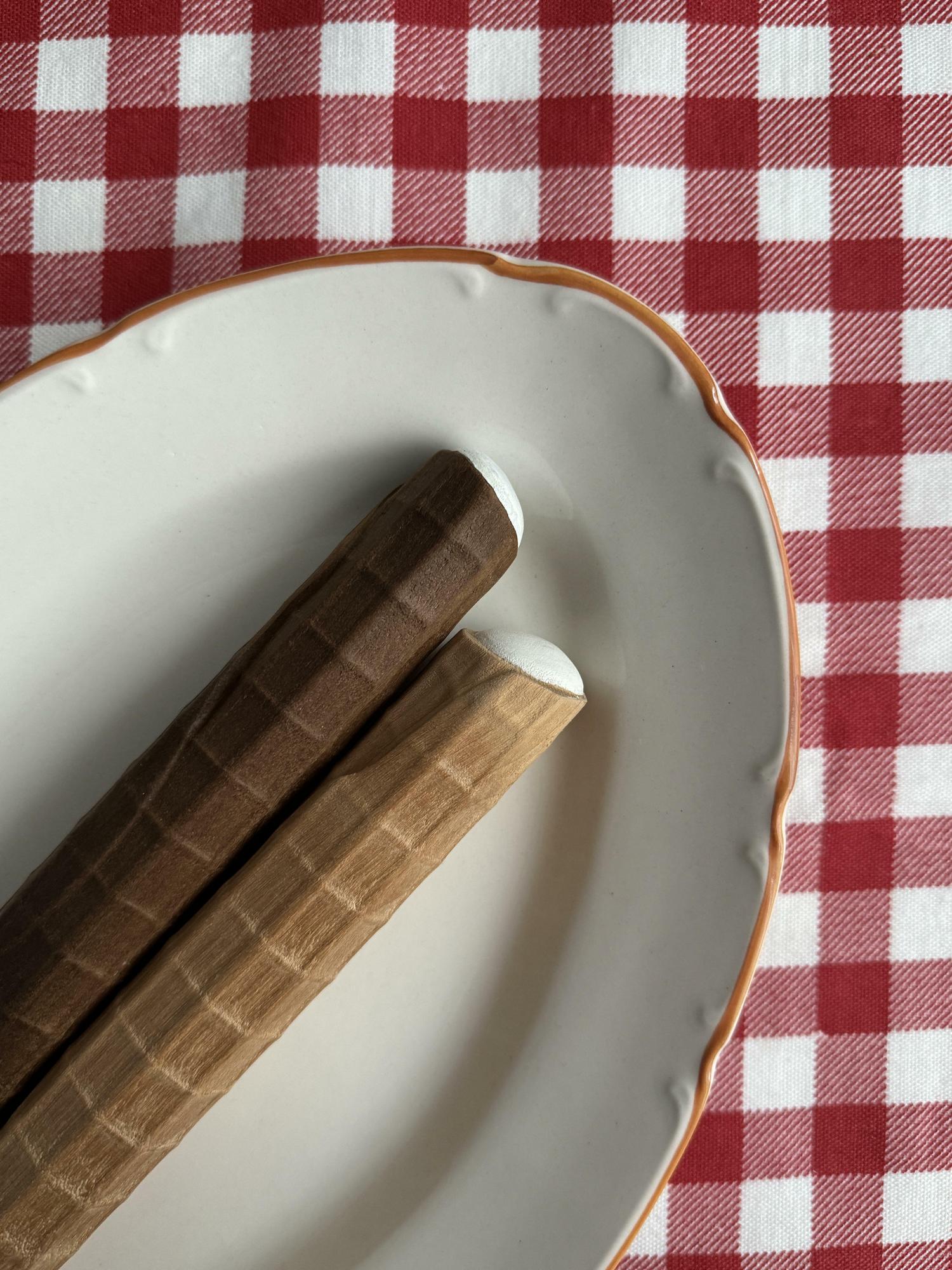 Вафельная трубочка — деревянная игрушечная еда