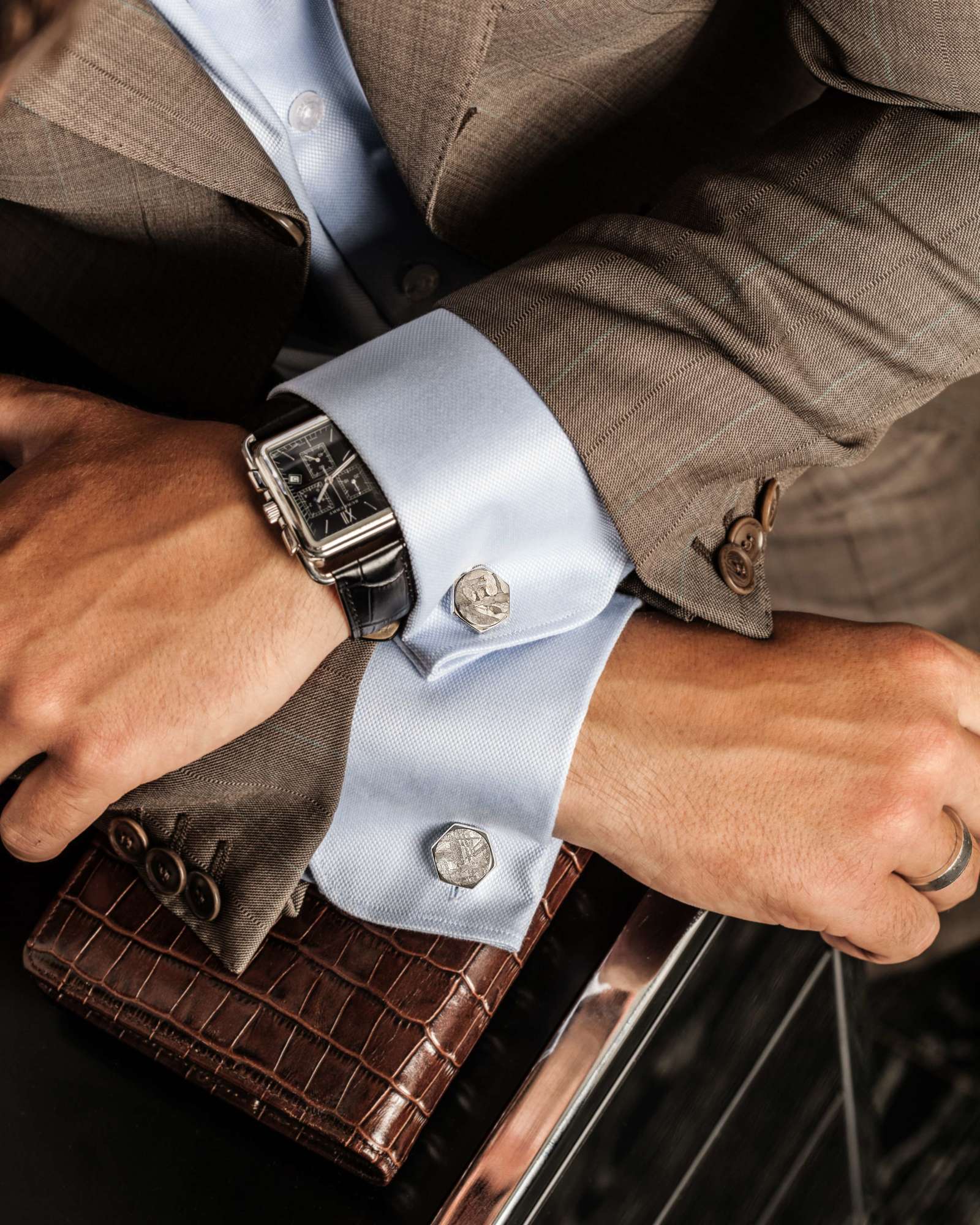 Запонки из метеорита