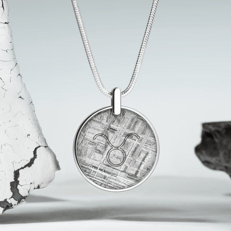 Кулон из метеорита "Телец" (20.04-21.05)