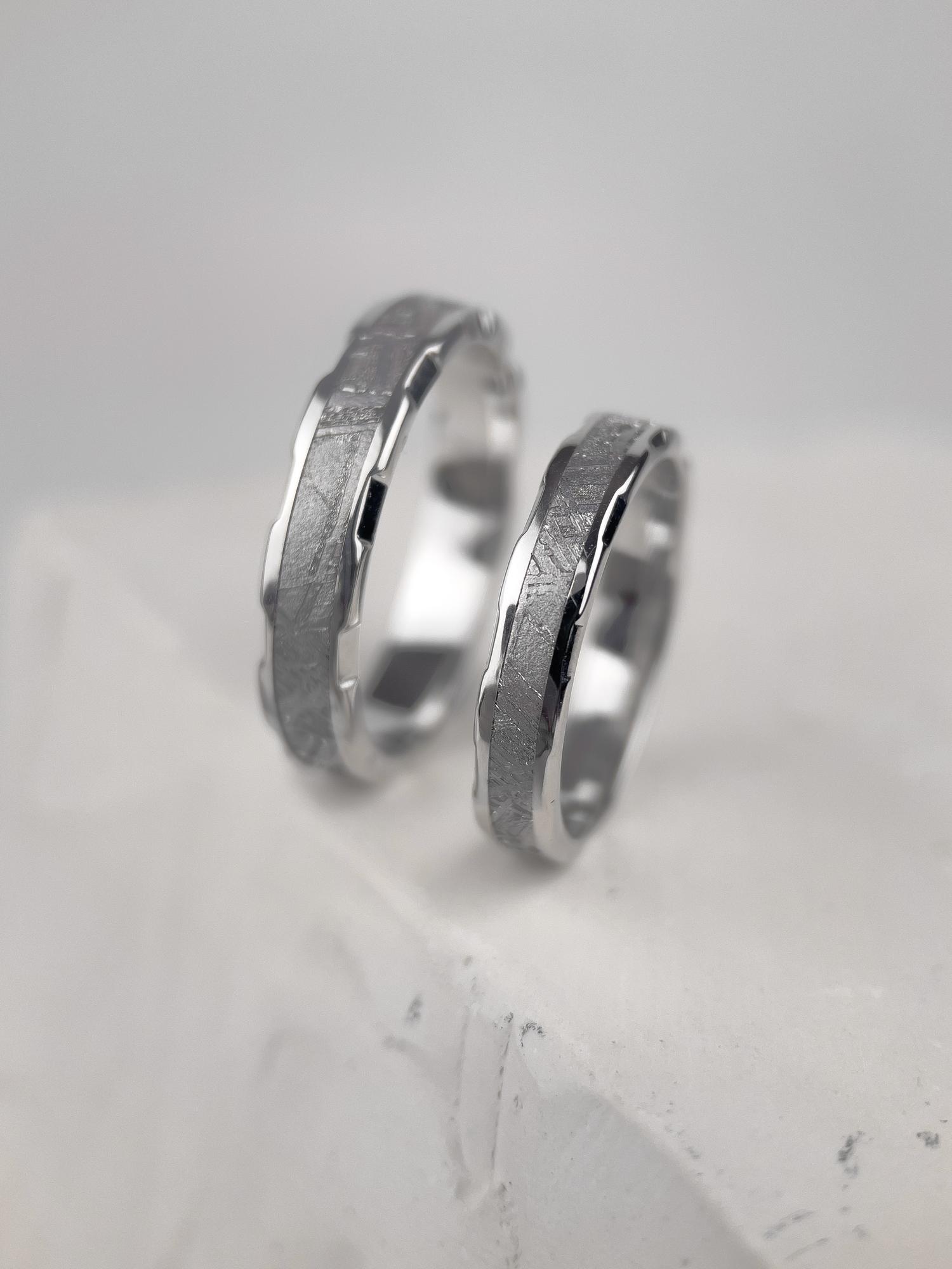 Кольцо с метеоритом "Cerera"