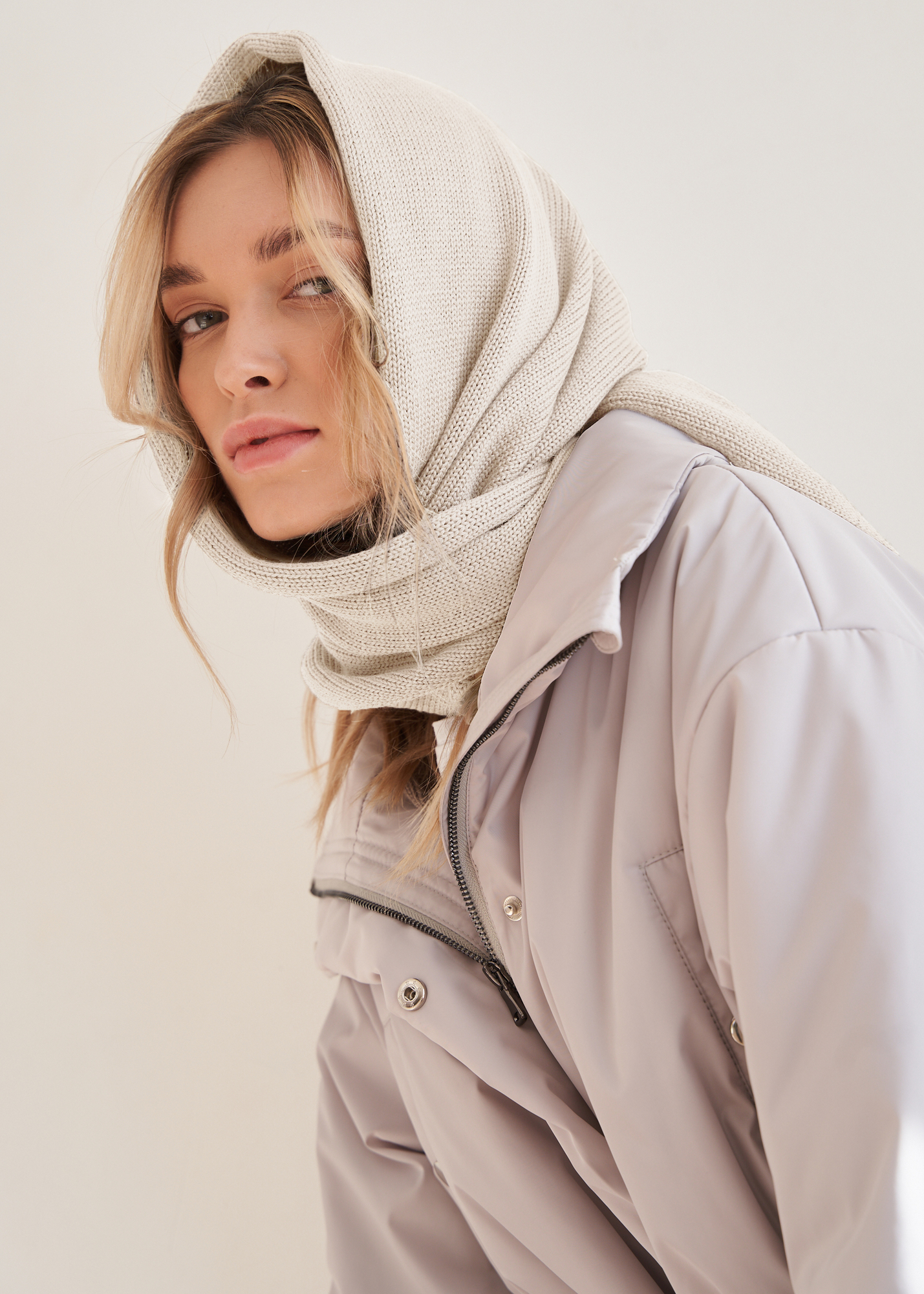 Платок вязанный MILK