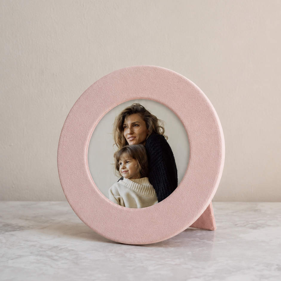 Фоторамка круглая 10х10, с круглым окошком, велюр, pink