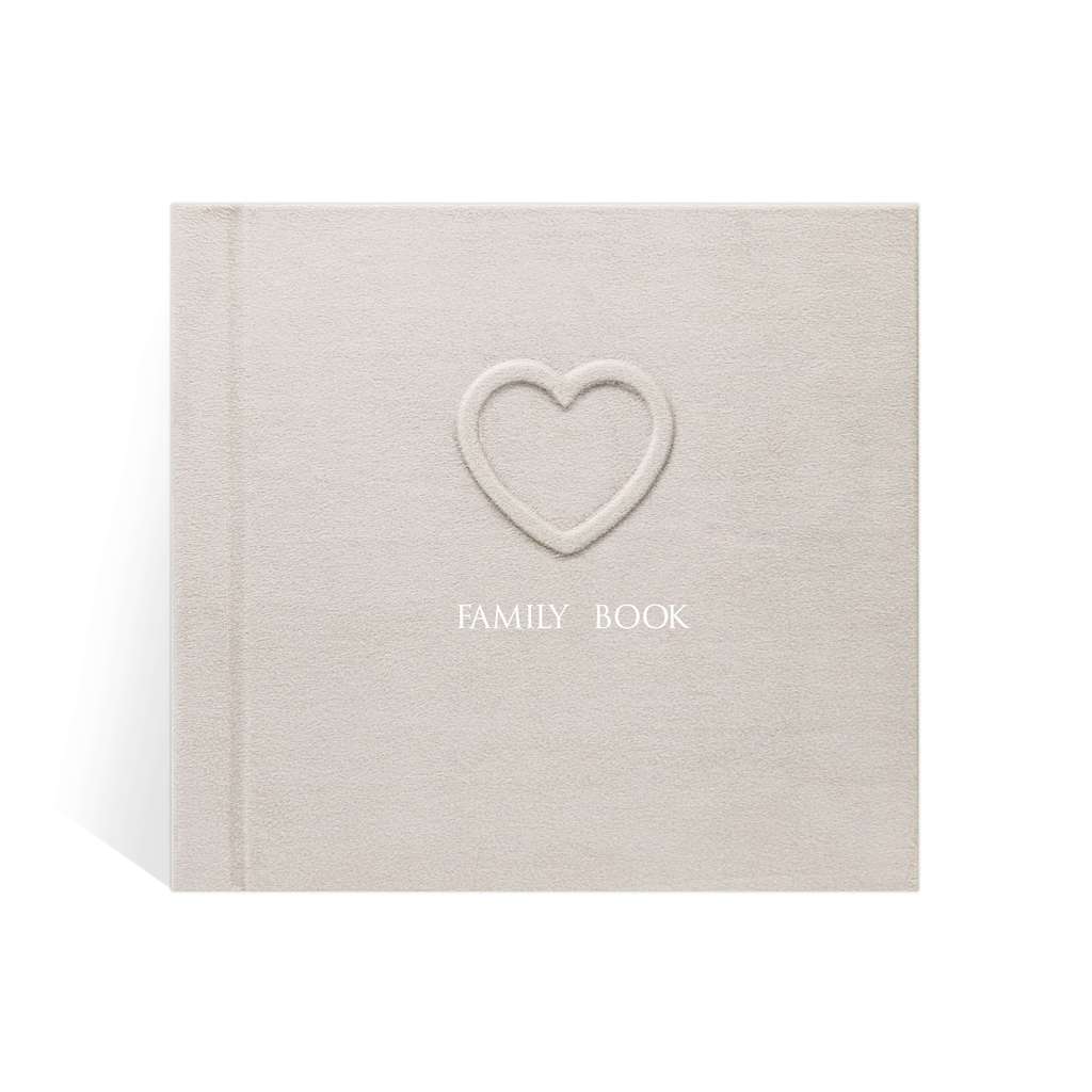Фотоальбом свадебный, светло-бежевый велюр, с объемным сердечком