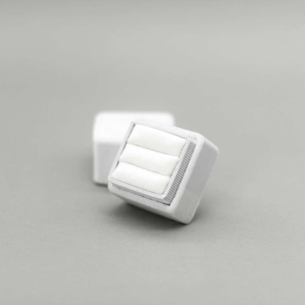 Коробочка для колец, белый велюр