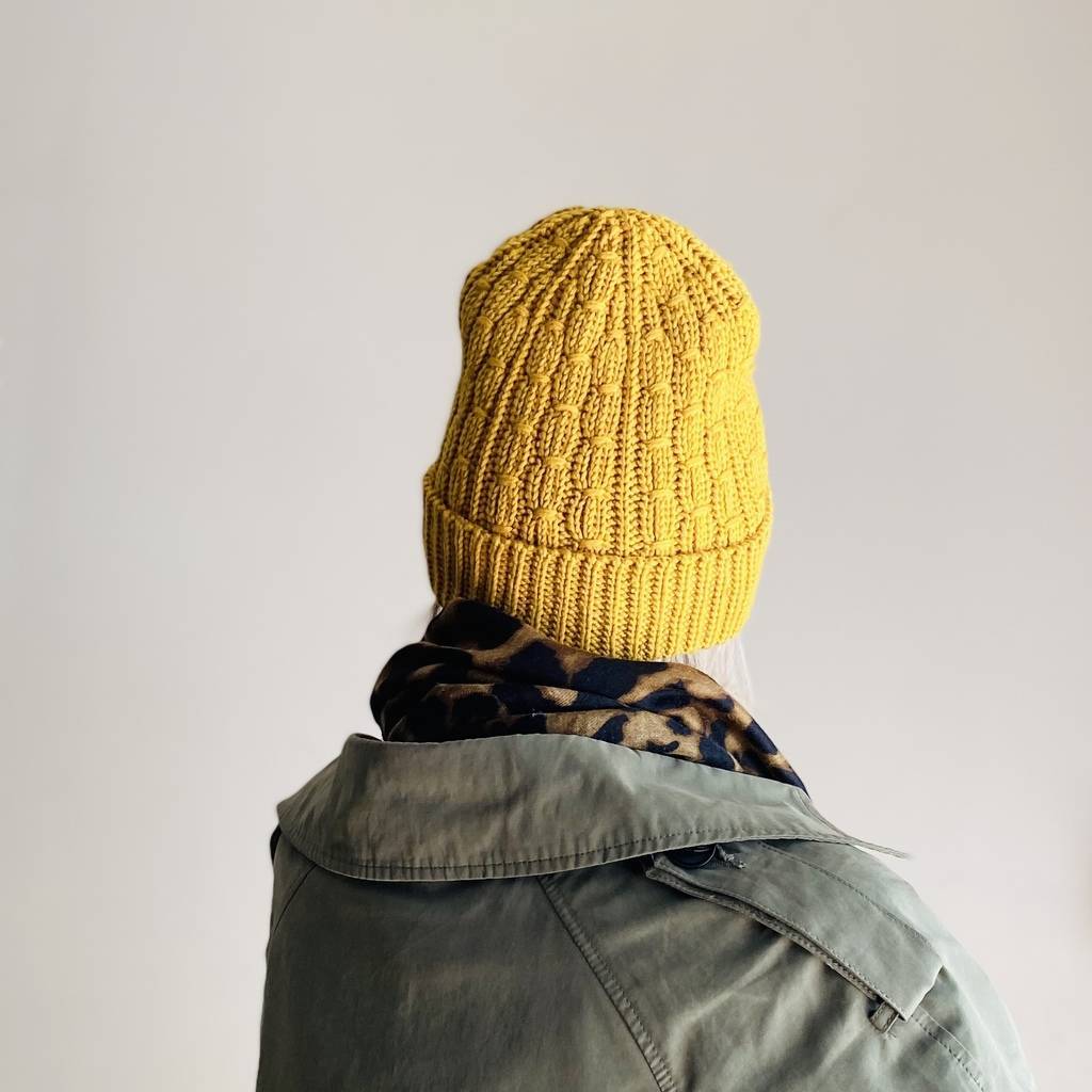 Мастер-класс по вязанию крючком шапочки "Цепи" (Chain)