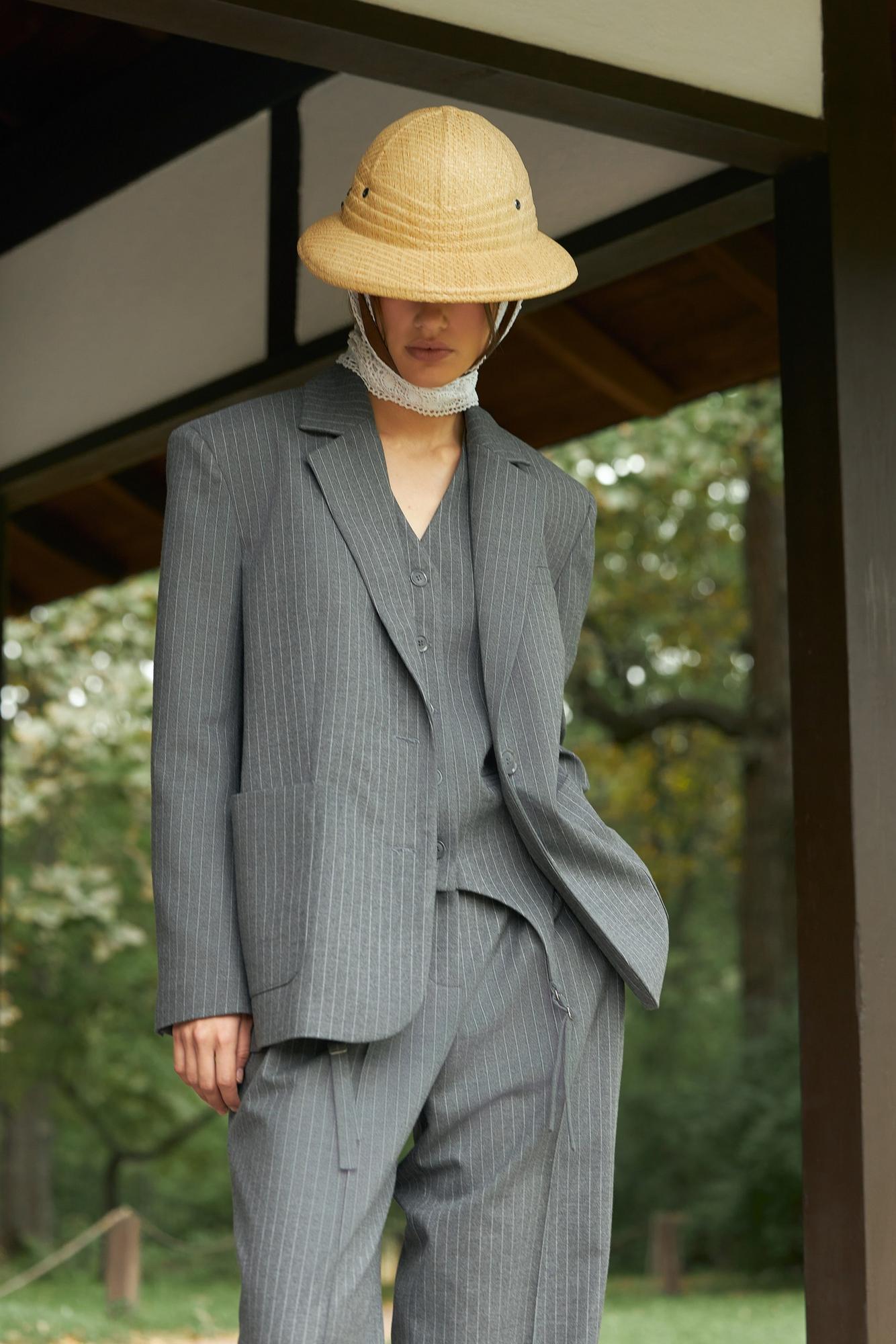 Жакет в полоску из вискозы серый