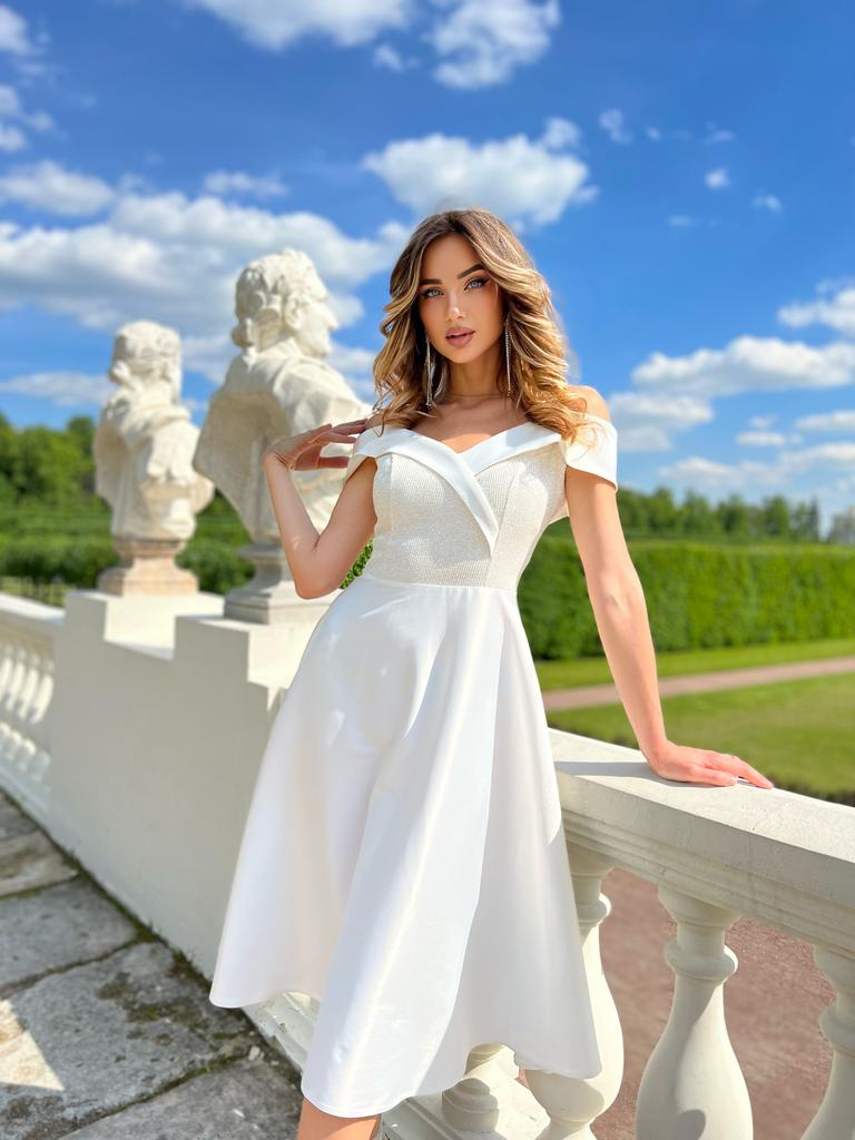 Свадебное платье 100