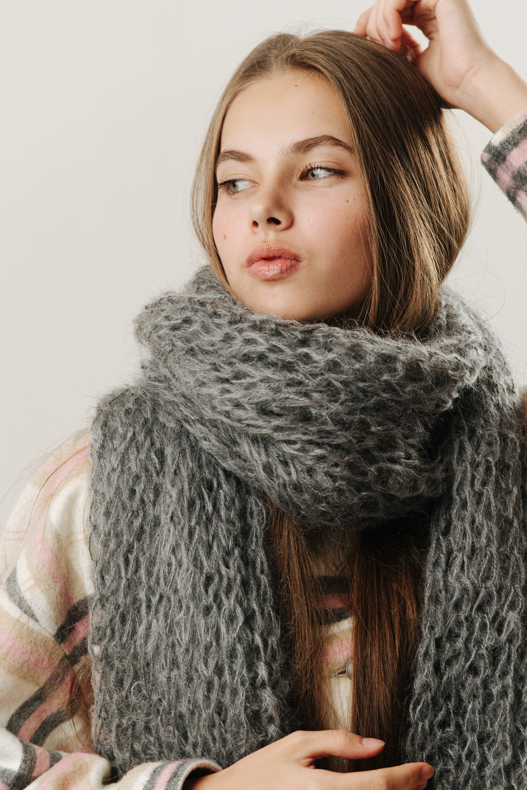 Шарф 1 нить серый меланж