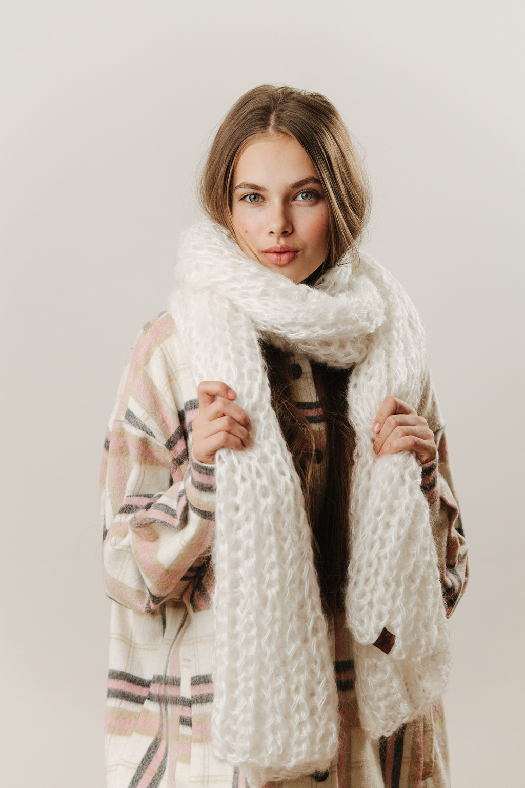 Шарф 2 нити белый