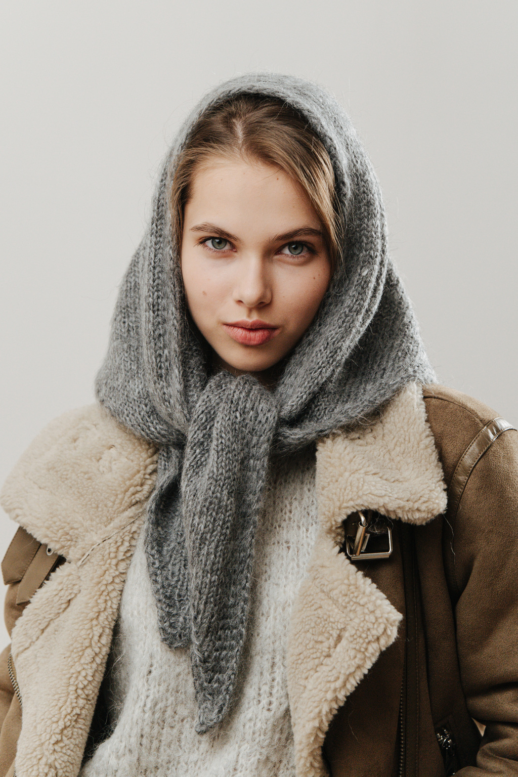 Косынка мохер серый меланж