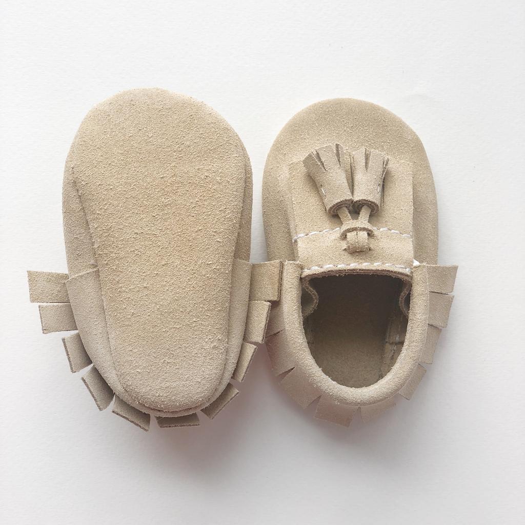 Моксы с кисточками и бахромой