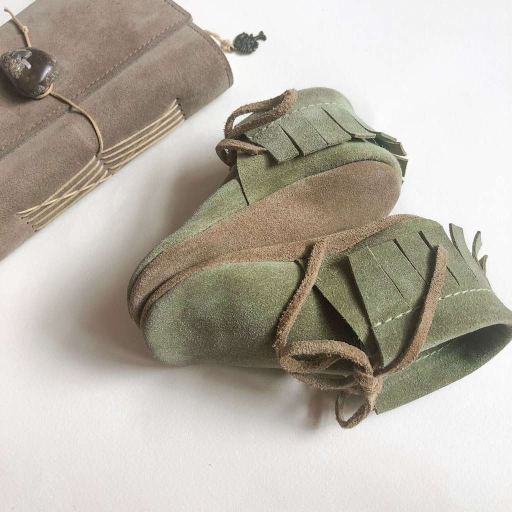 Моксы-сандалии на шнурках