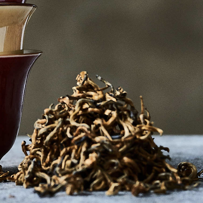 КРАСНЫЙ ЧАЙ С САГАН ДАЙЛЯ