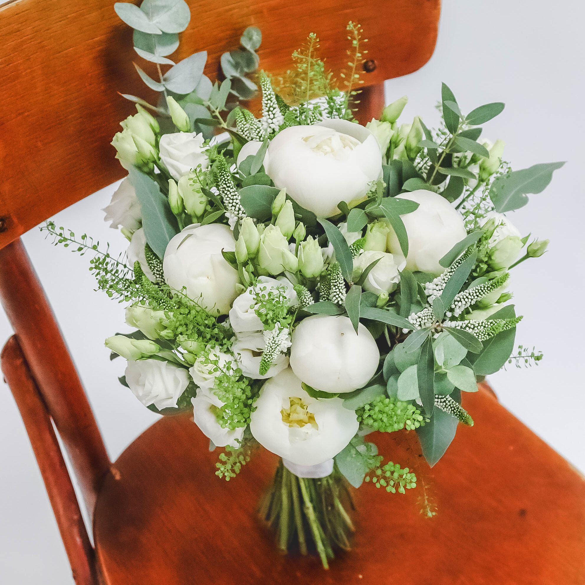 Свадебный букет из пионов WHITE SPRING