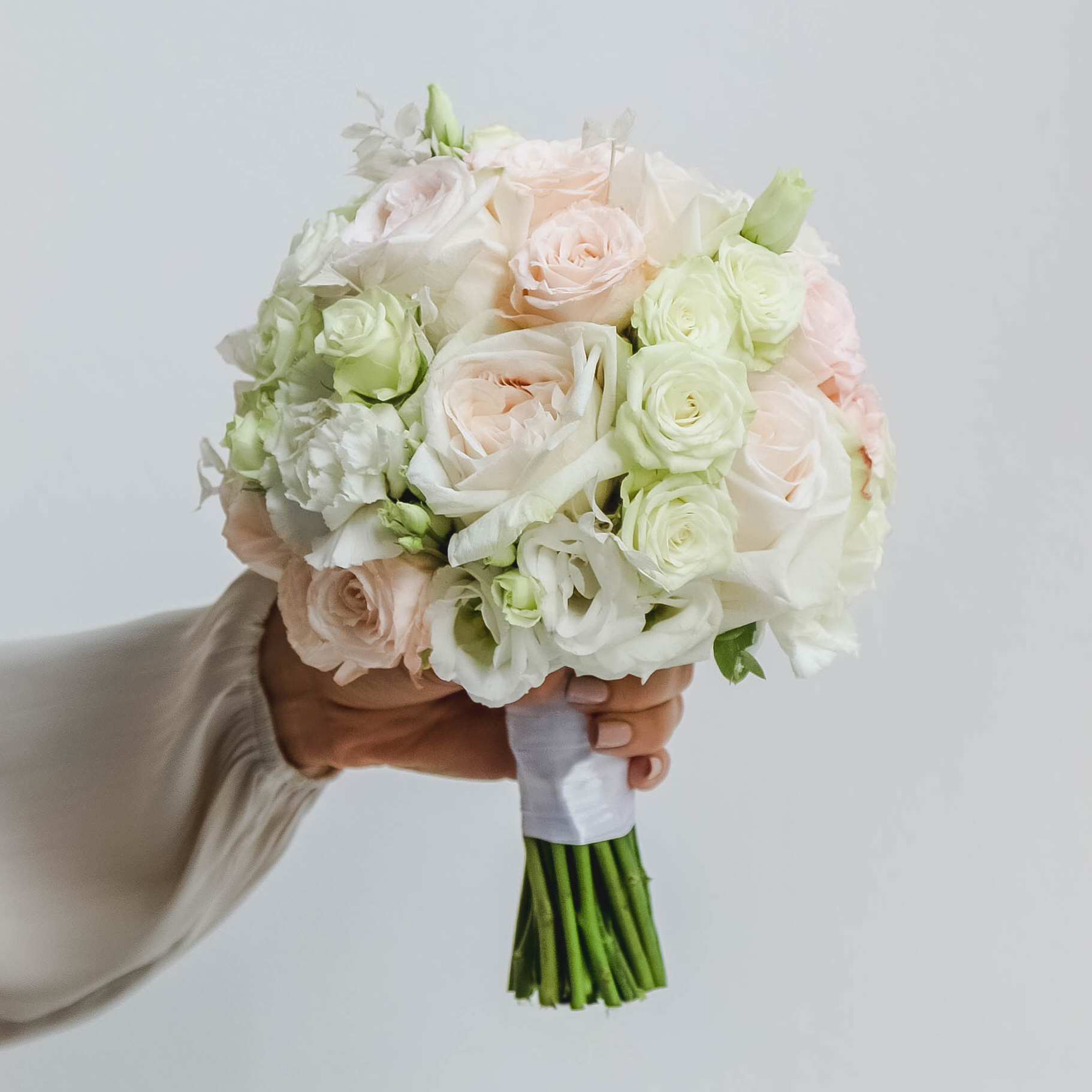 Букет невесты из пионовидных роз SOFT PINK