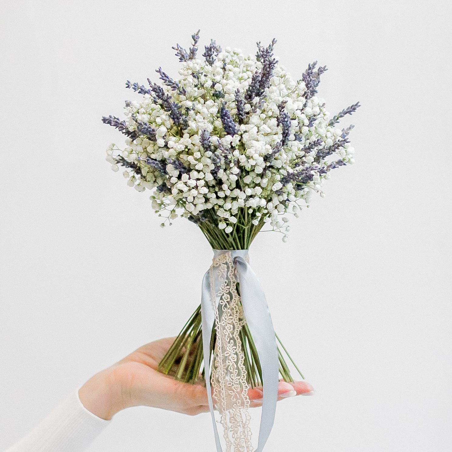 Свадебный букет из гипсофилы и лаванды PROVENCE