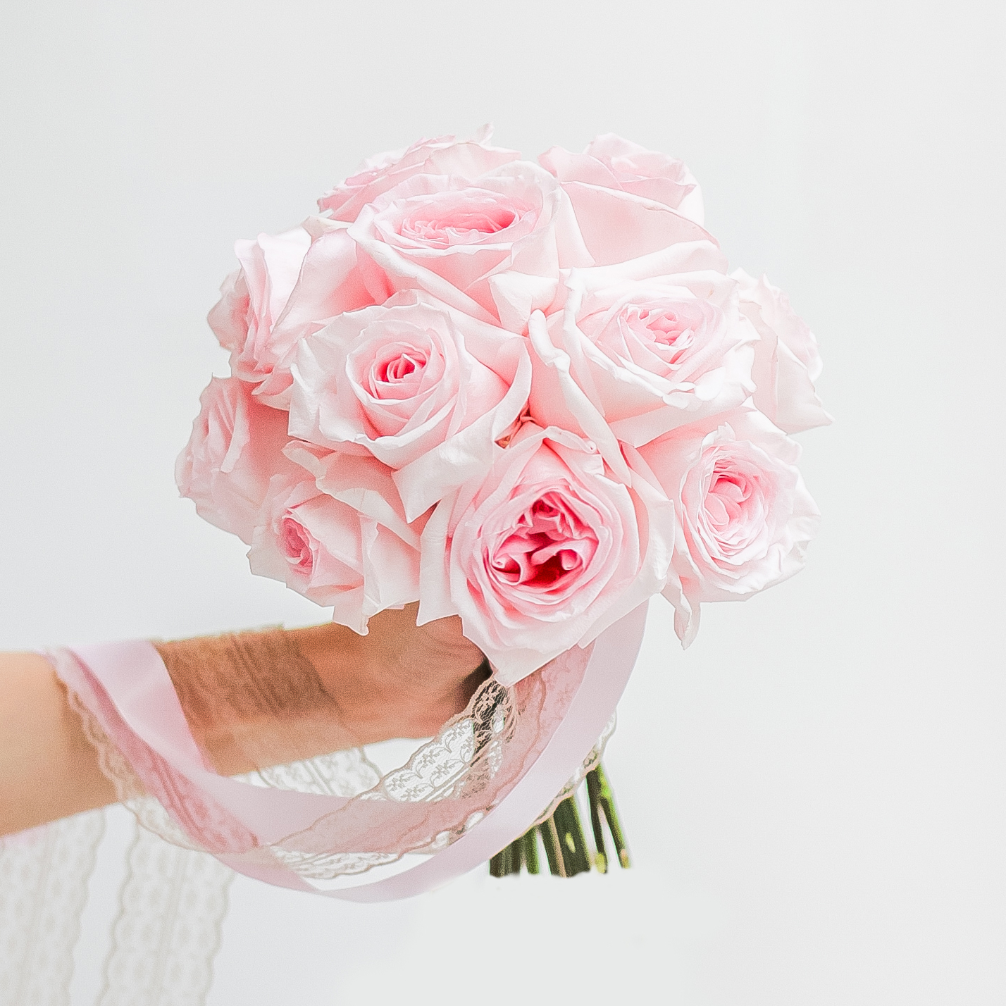 Свадебный букет из пионовидных роз PINK OHARA