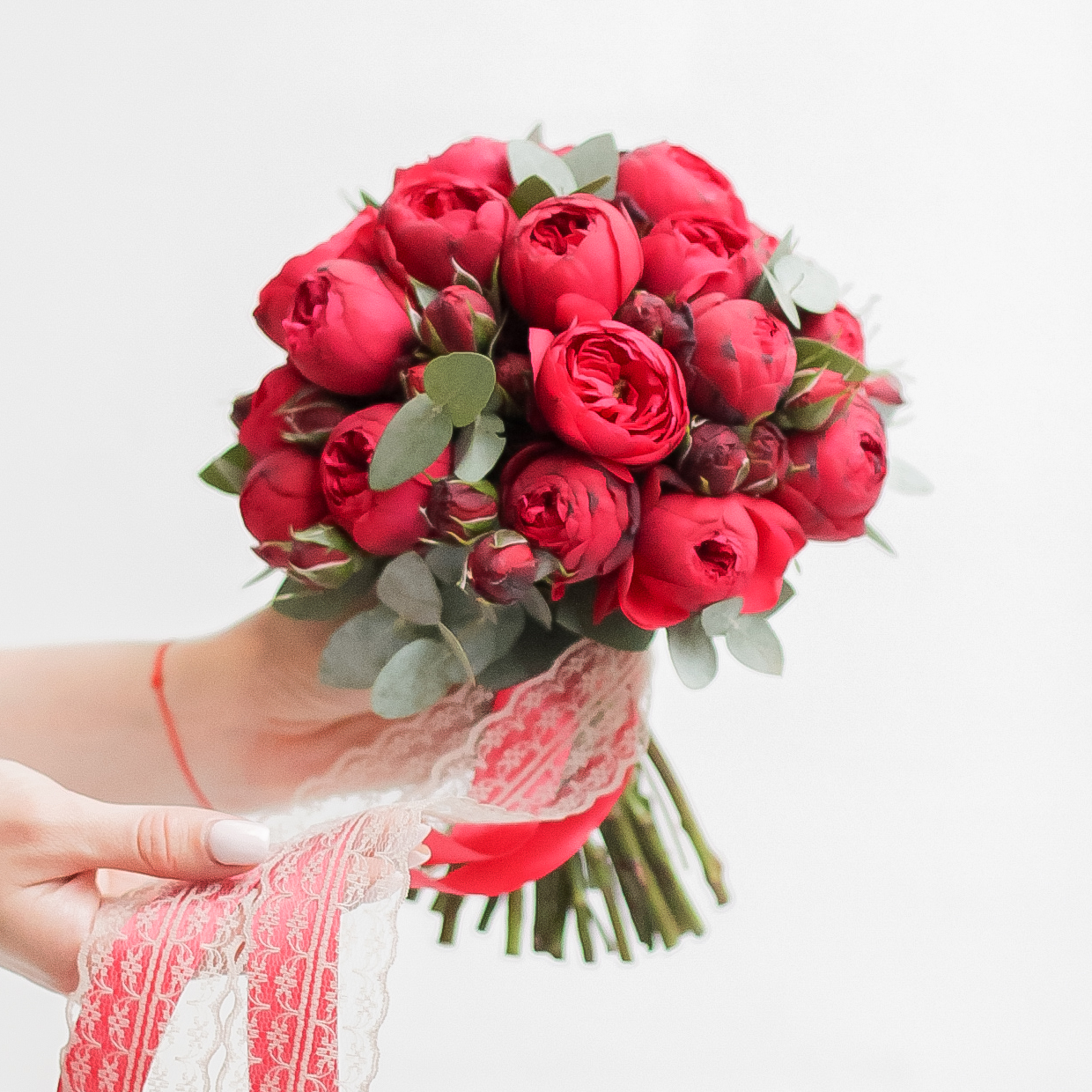 Букет из пионовидных роз RED PIANO