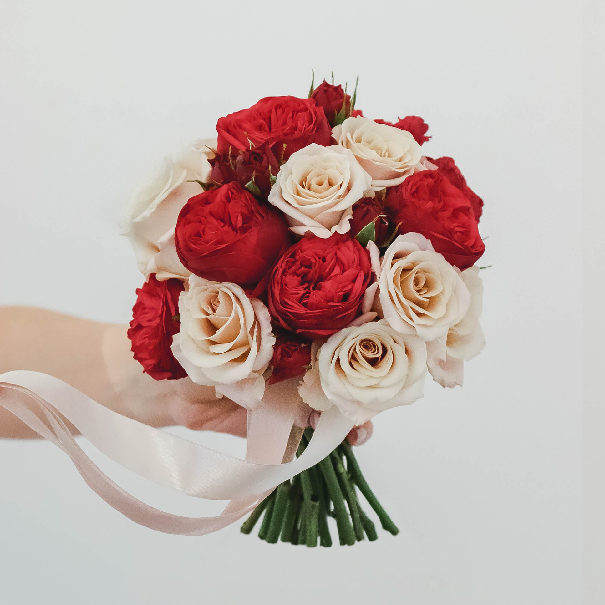 Свадебный букет роз RED COCOA