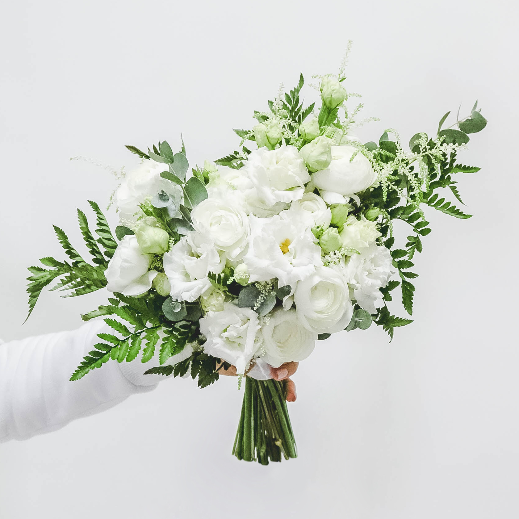 Свадебный букет из ранункулюсов WHITE FOREST
