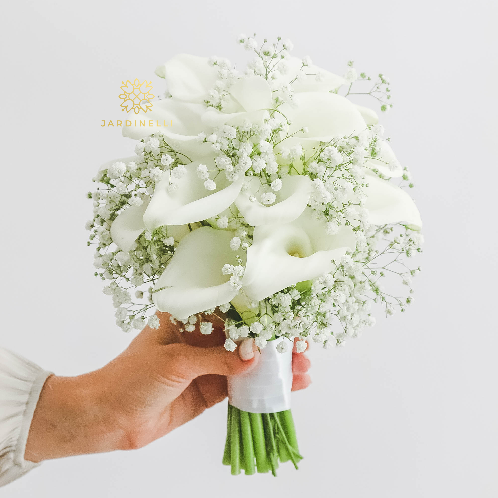 Свадебный букет из калл и гипсофилы WHITE