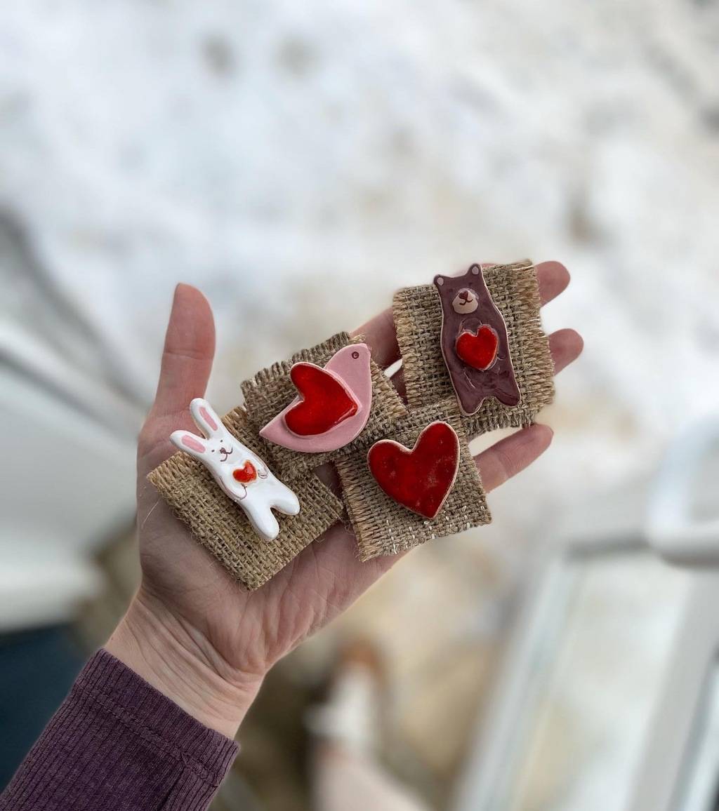 Броши в ассортименте/ керамика