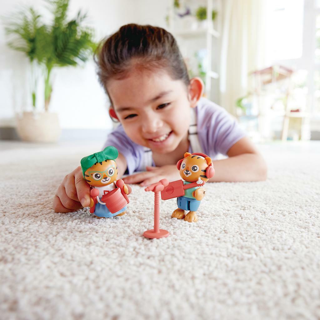 Веселая семья тигров Майло и Мелоди