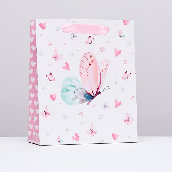 Пакет подарочный "Пастельные бабочки", 21 х 25 х 8 см