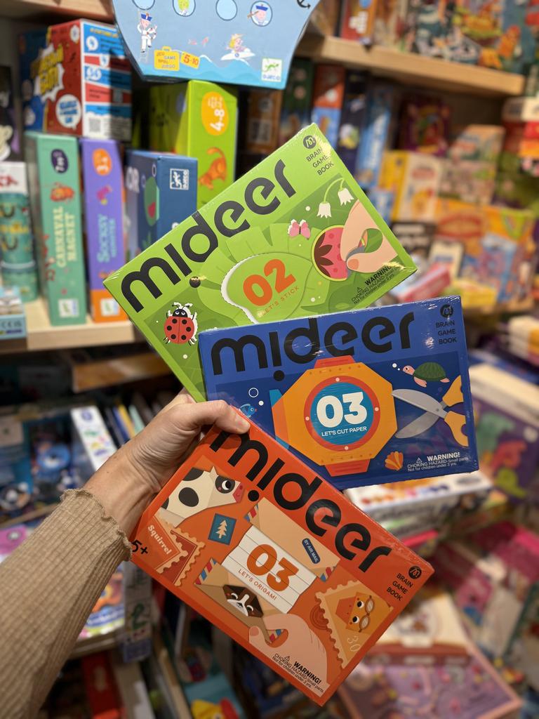 Развивающая тетрадь "Давай вырезать" 3 уровень 5+