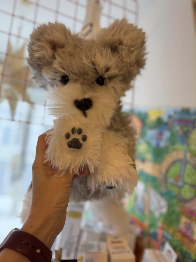 Рюкзак игрушка реалистичная собака Шнауцер(серый)