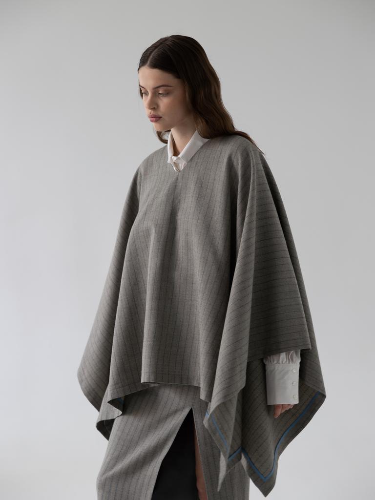 Накидка в стиле пончо