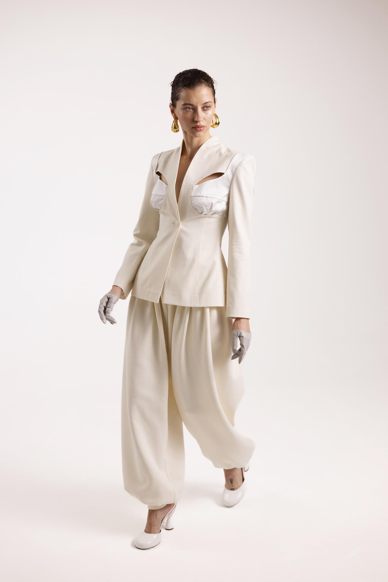 Пиджак силуэтный с лифом LIV